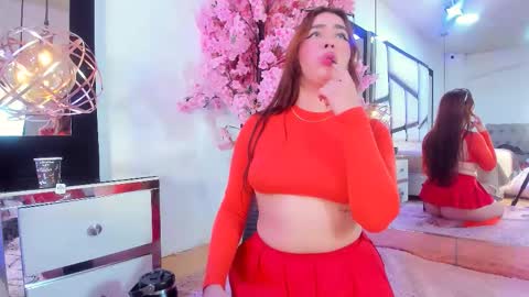  TESSA COOPER1  online show from 21, 11, 2025