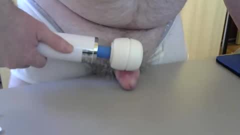 Test the Chat online show from 10, 11, 2025