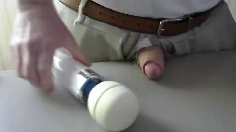 Test the Chat online show from 9, 4, 2026