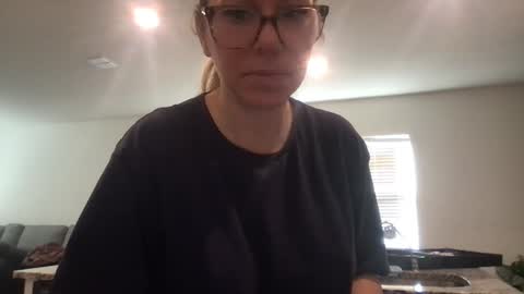 Daphne Summers online show from 25, 11, 2025