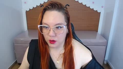 Snapshot of tezzaniut_t chatting on 17, 4, 2026 tezzaniut_t online show from 17, 4, 2026