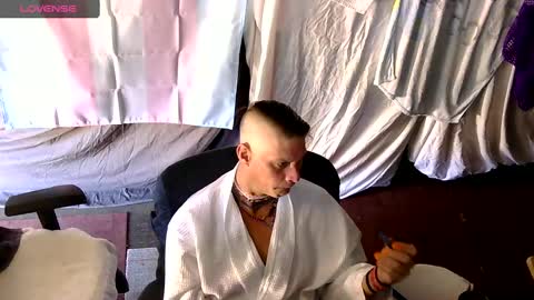 Snapshot of tgirllover69141980 chatting on 28, 9, 2025 tgirllover69141980 online show from 28, 9, 2025