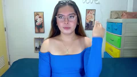 tgirlselena online show from 10, 11, 2025