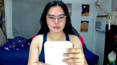 tgirlselena online show from 23, 2, 2026