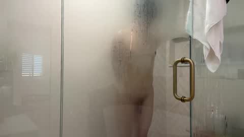 Snapshot of tgirltoesx chatting on 13, 11, 2025 babygirlmami online show from 13, 11, 2025