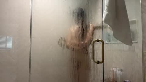 Snapshot of tgirltoesx chatting on 15, 11, 2025 babygirlmami online show from 15, 11, 2025