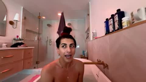 Snapshot of tgirltoesx chatting on 10, 2, 2026 babygirlmami online show from 10, 2, 2026