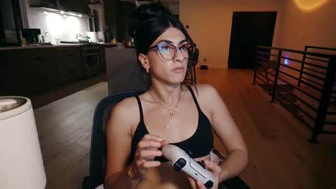 Snapshot of tgirltoesx chatting on 13, 2, 2026 babygirlmami online show from 13, 2, 2026