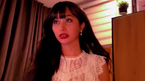 th3r3sa online show from 9, 12, 2024