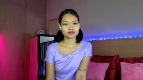 Snapshot of thailand4you chatting on 12, 10, 2025 AbbieThai online show from 12, 10, 2025