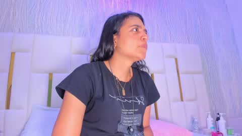 Snapshot of thalia888_ chatting on 24, 5, 2026 thalia888_ online show from 24, 5, 2026
