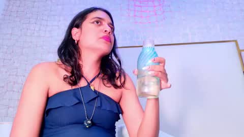 Snapshot of thalia888_ chatting on 1, 6, 2026 thalia888_ online show from 1, 6, 2026