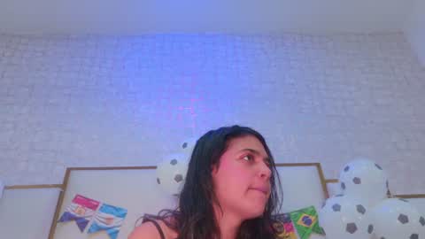 Snapshot of thalia888_ chatting on 20, 6, 2026 thalia888_ online show from 20, 6, 2026
