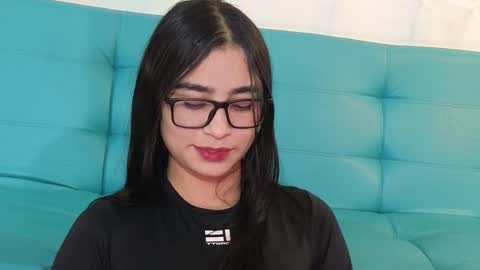 Snapshot of thalia_066 chatting on 30, 12, 2024 thalia online show from 30, 12, 2024