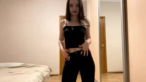 Yumi online show from 2, 2, 2026