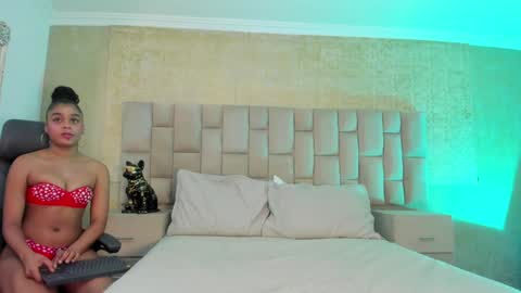 Thamara Fox online show from 16, 12, 2024