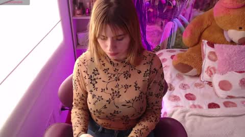   online show from 10, 4, 2026