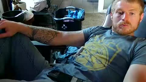 Snapshot of thatbigdickguy67426488 chatting on 9, 6, 2026 thatbigdickguy67426488 online show from 9, 6, 2026