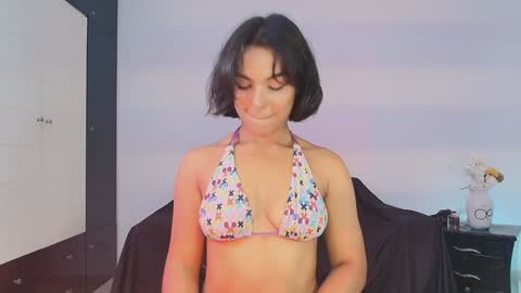 Camila  online show from 25, 1, 2025