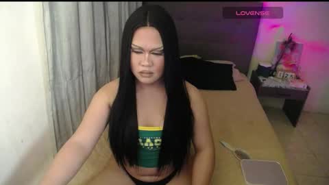 NOEY online show from 24, 1, 2025