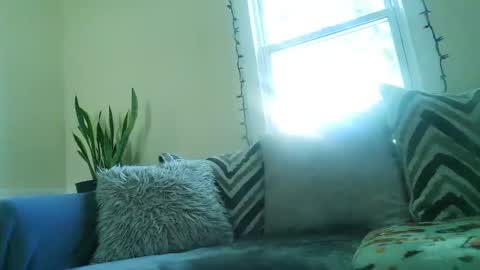 Snapshot of the_cream_team_va chatting on 20, 10, 2025 The Cream Team VA online show from 20, 10, 2025