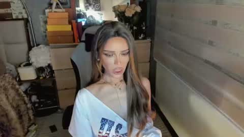 Snapshot of the_enchantressxx chatting on 18, 6, 2026 nabi butterfly online show from 18, 6, 2026
