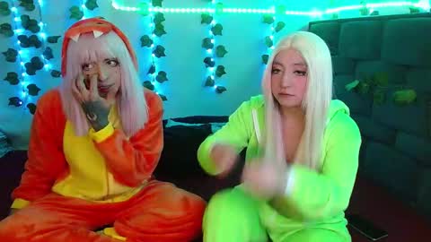 the_lesbian_game online show from 4, 2, 2025