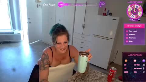 lina luna online show from 19, 12, 2024