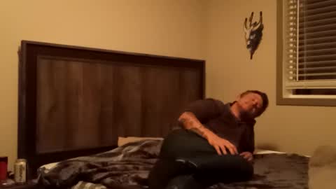 Snapshot of the_pesty_nighbor chatting on 23, 10, 2025 the_pesty_nighbor online show from 23, 10, 2025