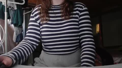 Snapshot of the_prettywondder chatting on 8, 10, 2025 Ekye online show from 8, 10, 2025