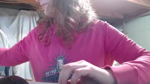 Snapshot of the_prettywondder chatting on 1, 12, 2025 Ekye online show from 1, 12, 2025