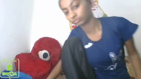 Snapshot of the_right_girl chatting on 30, 12, 2024 Suzan Sexy online show from 30, 12, 2024
