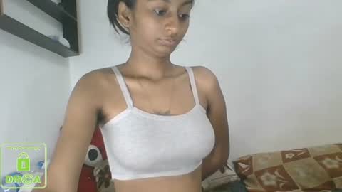 Snapshot of the_right_girl chatting on 18, 2, 2025 Suzan Sexy online show from 18, 2, 2025