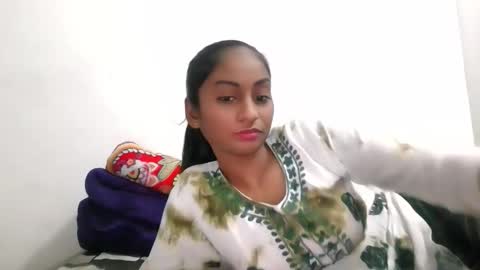 Snapshot of the_right_girl chatting on 18, 9, 2025 Suzan Sexy online show from 18, 9, 2025