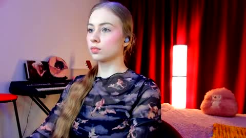 Ally    STREAMING ON TWITCH NOW Check my Twitter for updates online show from 30, 3, 2026