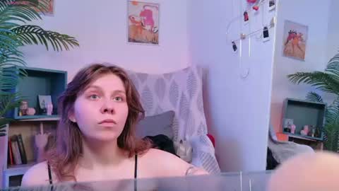 Snapshot of the_virg1n_marie chatting on 5, 7, 2026 The Rosemarie I Wed FriSun 1 AM 9 AM EDT online show from 5, 7, 2026