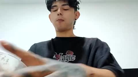 thebluesky_18 online show from 16, 10, 2025