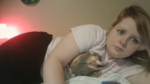 Snapshot of thedancingalien chatting on 2, 1, 2025 Kassandra Grant online show from 2, 1, 2025