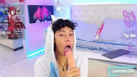 ethan online show from 8, 10, 2025