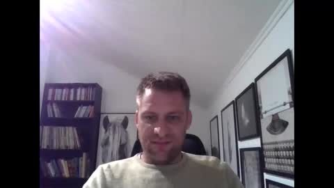 Snapshot of thedon2123 chatting on 26, 9, 2025 thedon2123 online show from 26, 9, 2025