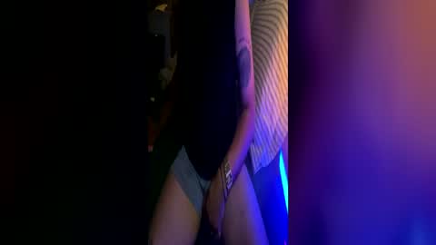Snapshot of thedoorsx1805 chatting on 18, 6, 2026 thedoorsx1805 online show from 18, 6, 2026