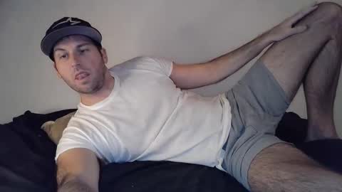 Theetwohander online show from 7, 11, 2025