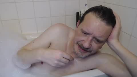 Green online show from 15, 1, 2026