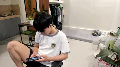 Green online show from 23, 12, 2024