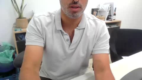 Snapshot of thehardcock2025 chatting on 2, 7, 2026 thehardcock2025 online show from 2, 7, 2026