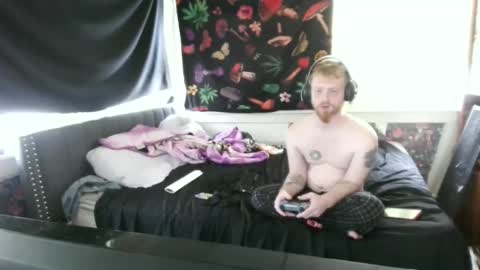 fuzzyfox online show from 30, 9, 2025