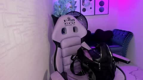 Theia  online show from 8, 10, 2025