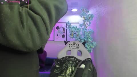 Theia  online show from 13, 1, 2026