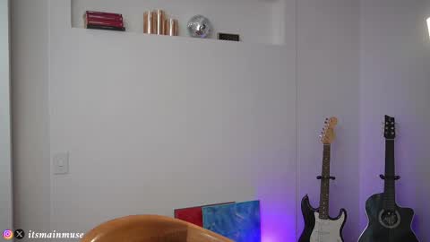 Iris online show from 17, 9, 2025