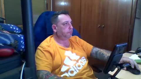 Snapshot of thekier chatting on 14, 2, 2025 thekier online show from 14, 2, 2025